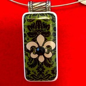 FLEUR de Lis Choker